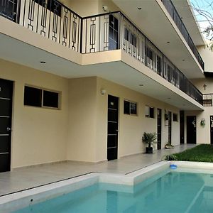 Hotel Virreyes